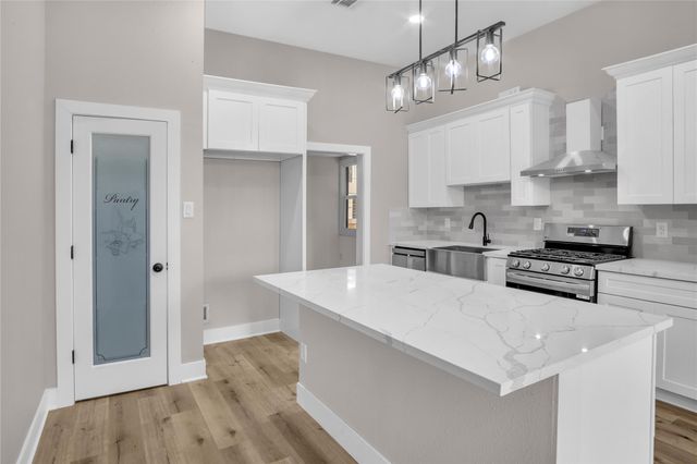 614 11th Street, Galveston, TX 77550