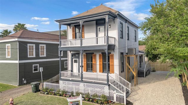 614 11th Street, Galveston, TX 77550