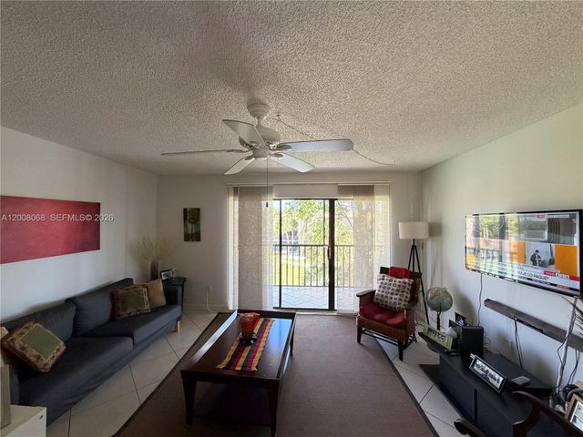 8415 SW 107th Ave 369W, Miami, FL 33173