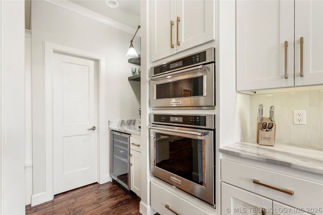 3025 S Boston Court, Tulsa, OK 74114