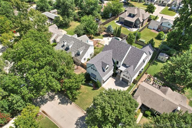 3025 S Boston Court, Tulsa, OK 74114