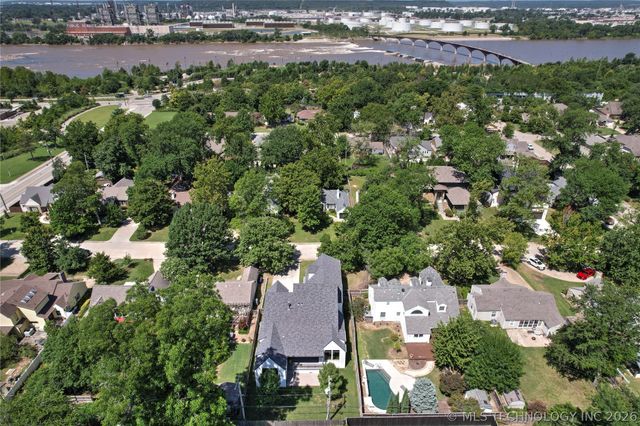 3025 S Boston Court, Tulsa, OK 74114