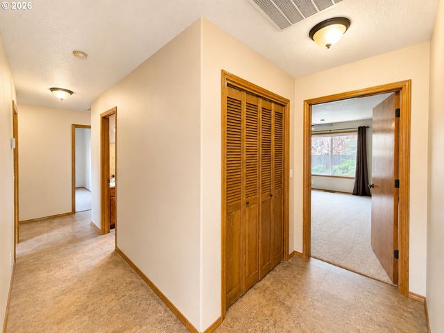 836 Nw 21ST St, Mc Minnville, OR 97128