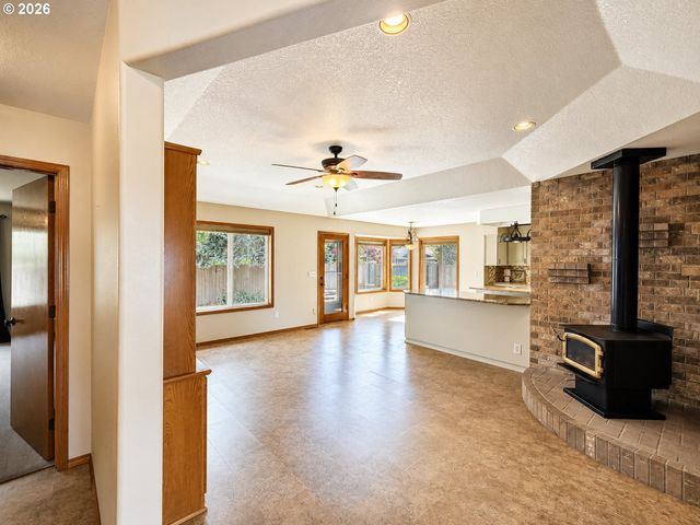 836 Nw 21ST St, Mc Minnville, OR 97128