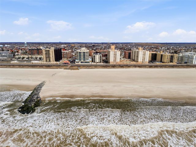 420 Shore Road 3M, Long Beach, NY 11561