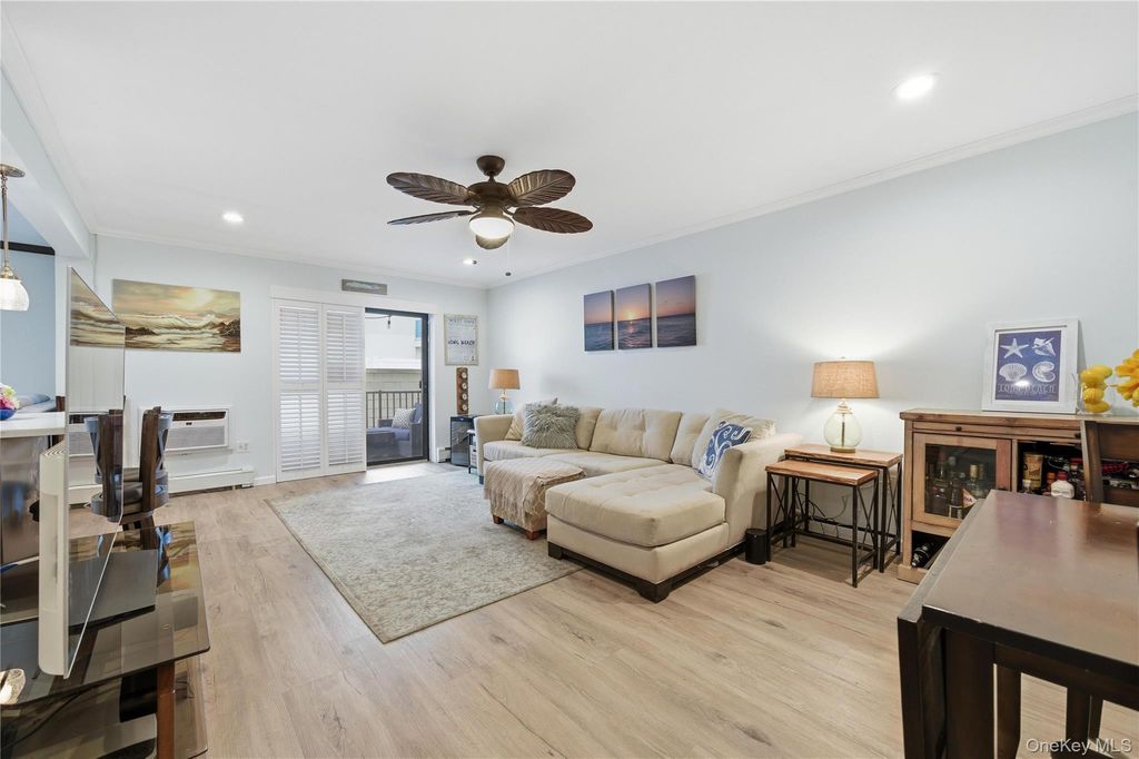 420 Shore Road 3M, Long Beach, NY 11561