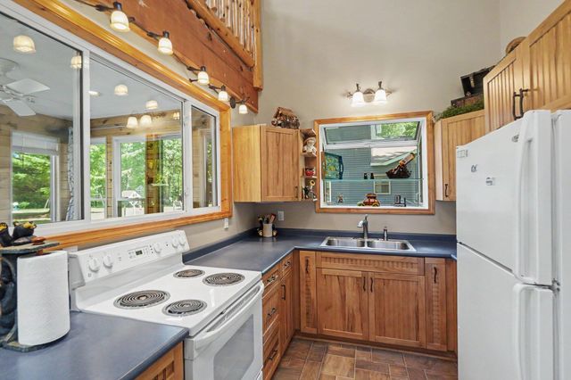 974 S Logan, Newfield Twp, MI 49421
