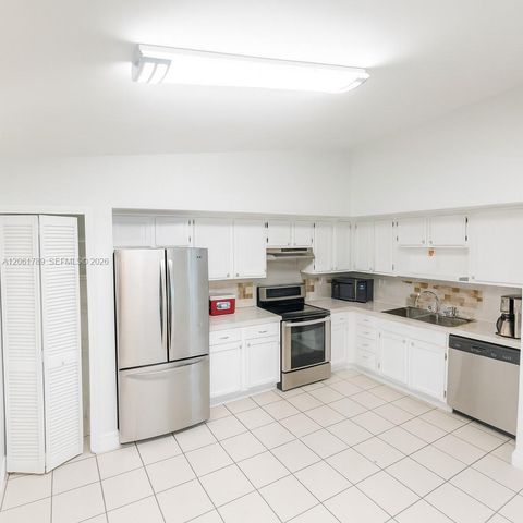 10385 SW 209th Lane, Cutler Bay, FL 33189