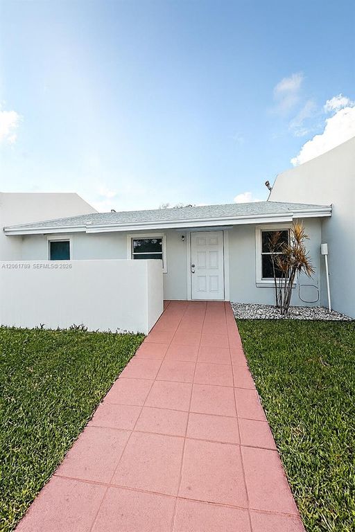 10385 SW 209th Lane, Cutler Bay, FL 33189