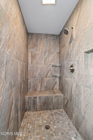 5584 Red Hawk Lane, Sylvania, OH 43560