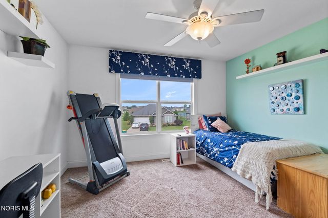 5584 Red Hawk Lane, Sylvania, OH 43560