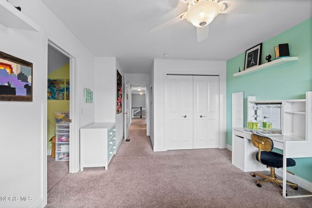 5584 Red Hawk Lane, Sylvania, OH 43560