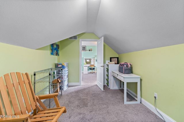 5584 Red Hawk Lane, Sylvania, OH 43560