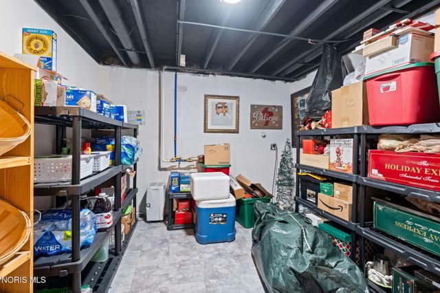 5584 Red Hawk Lane, Sylvania, OH 43560