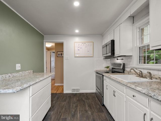 1514 WALNUT ST, Coatesville, PA 19320