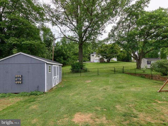 1514 WALNUT ST, Coatesville, PA 19320