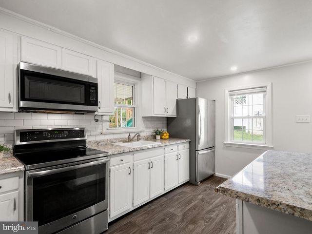 1514 WALNUT ST, Coatesville, PA 19320