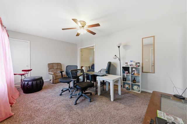 1050 N Pinecrest, Wichita, KS 67208