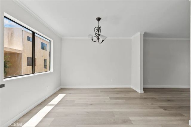 18958 Sherman Way 17, Reseda, CA 91335