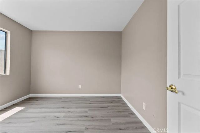 18958 Sherman Way 17, Reseda, CA 91335