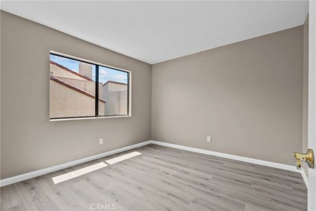 18958 Sherman Way 17, Reseda, CA 91335