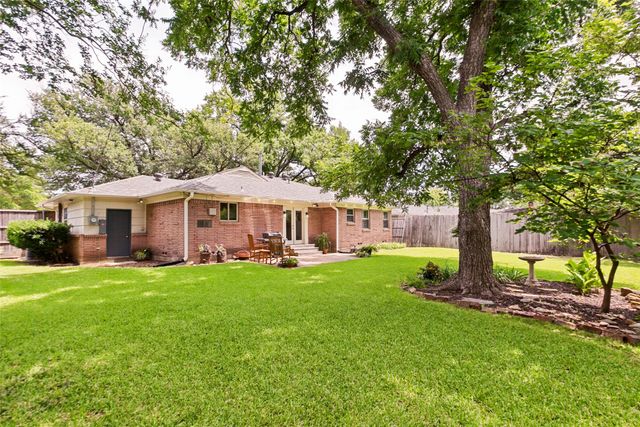 306 S Lois Lane, Richardson, TX 75081