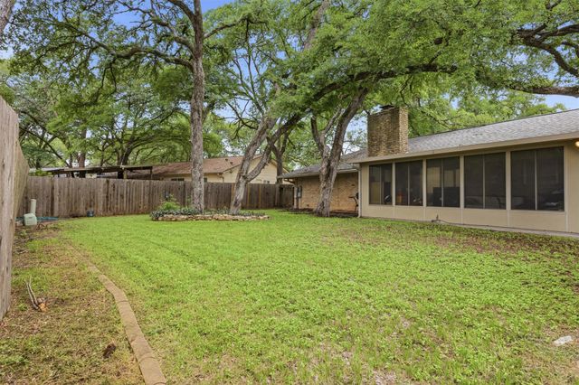 5813 Gateshead DR, Austin, TX 78745