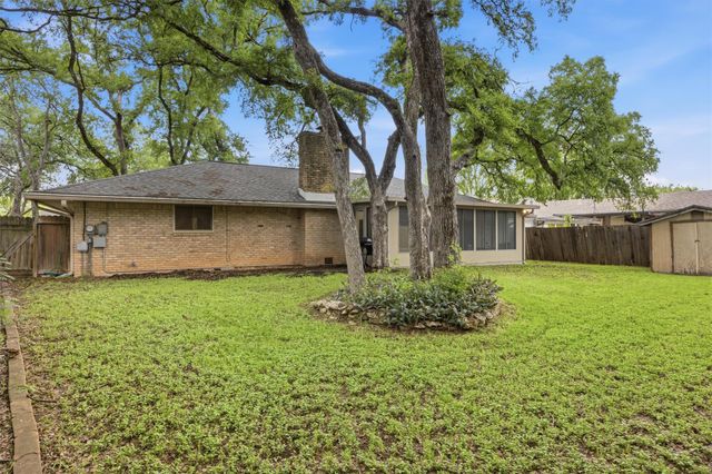 5813 Gateshead DR, Austin, TX 78745