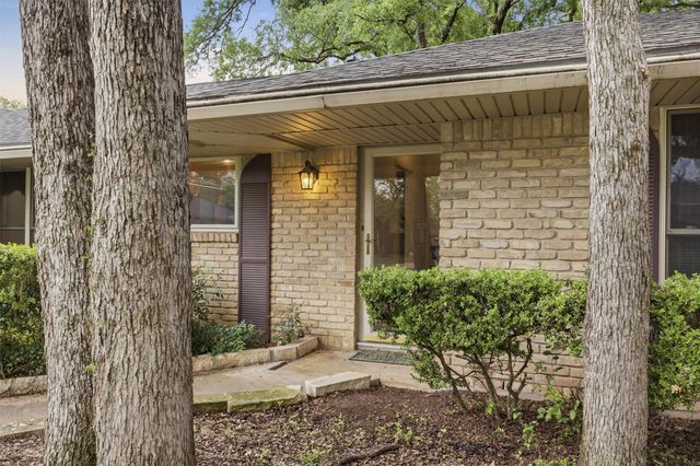 5813 Gateshead DR, Austin, TX 78745