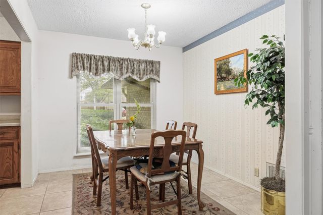 5813 Gateshead DR, Austin, TX 78745