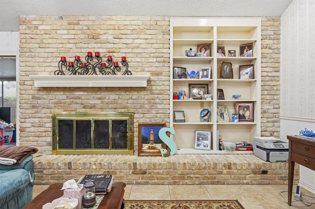 5813 Gateshead DR, Austin, TX 78745