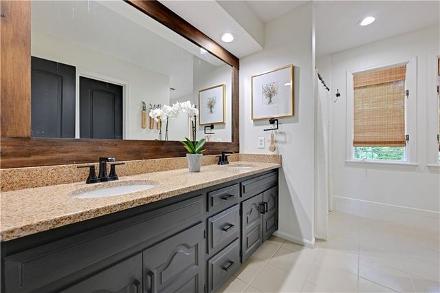 10404 W 150th Terrace, Overland Park, KS 66221