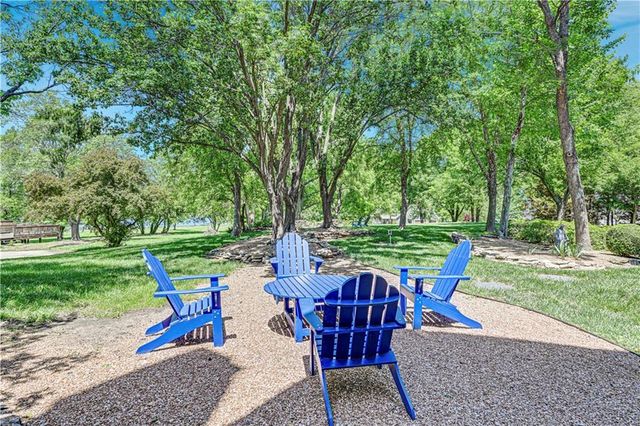 10404 W 150th Terrace, Overland Park, KS 66221
