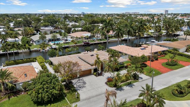 2141 NE 29th Street, Lighthouse Point, FL 33064