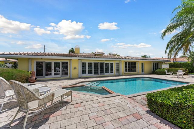 2141 NE 29th Street, Lighthouse Point, FL 33064