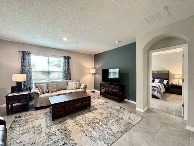 19 HICKORY COURSE RADIAL, Ocala, FL 34472