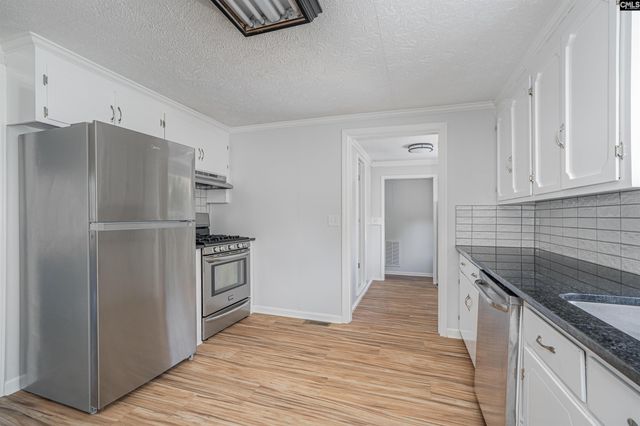 166 Woodcrest Lane, Gaston, SC 29053