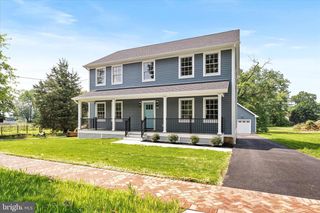 438 ELLISDALE RD, Crosswicks, NJ 08515