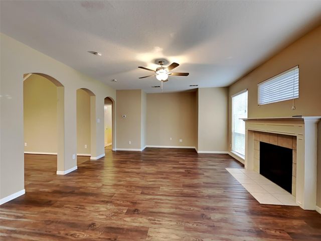 2306 Hollyfield Lane, Katy, TX 77493