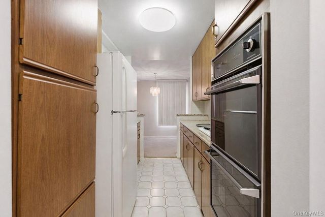 85-10 151st Avenue 1C, Howard Beach, NY 11414