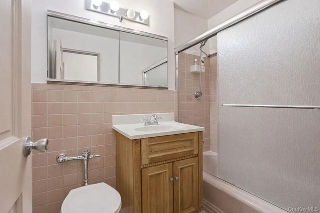 85-10 151st Avenue 1C, Howard Beach, NY 11414