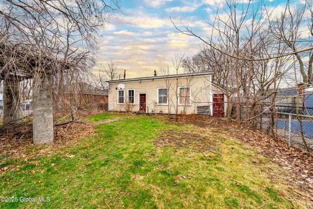 200 2nd Avenue, Troy, NY 12180