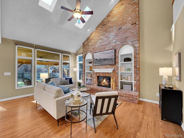 930 W Dry Creek Rd, Littleton, CO 80120