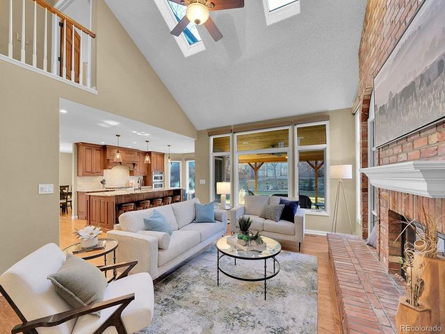 930 W Dry Creek Rd, Littleton, CO 80120