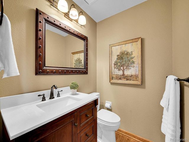 930 W Dry Creek Rd, Littleton, CO 80120