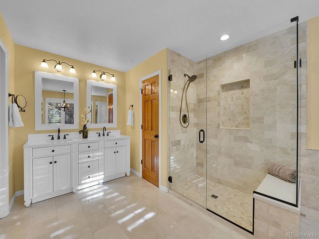 930 W Dry Creek Rd, Littleton, CO 80120