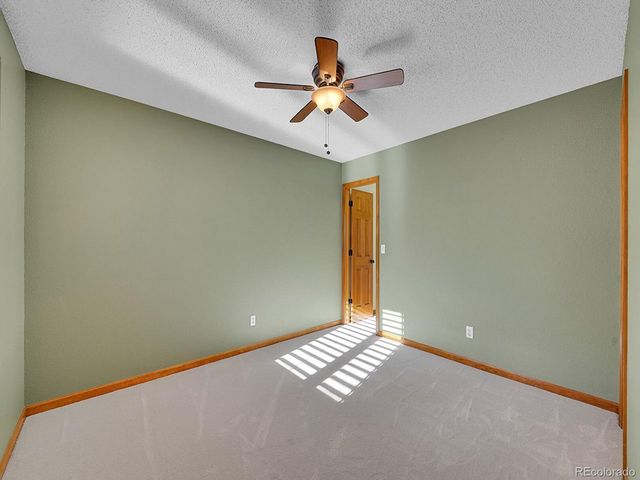 930 W Dry Creek Rd, Littleton, CO 80120