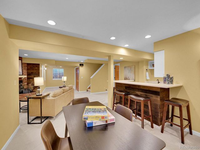 930 W Dry Creek Rd, Littleton, CO 80120