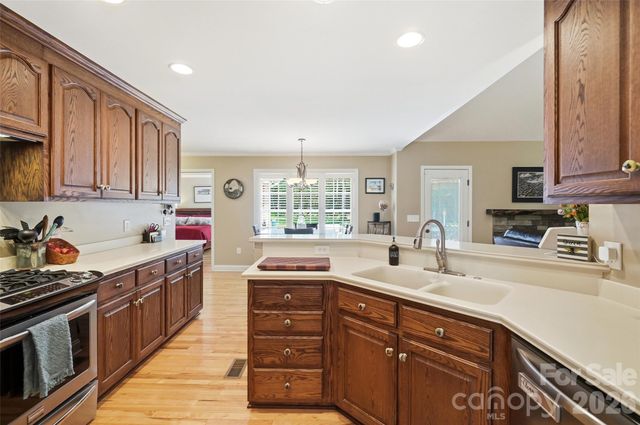 7627 Maple Bluff Lane, Concord, NC 28025