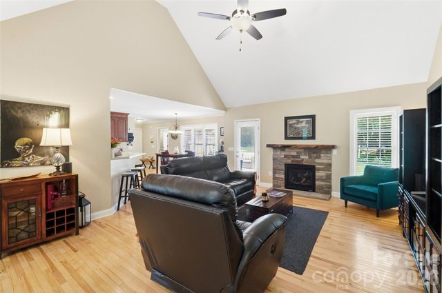 7627 Maple Bluff Lane, Concord, NC 28025